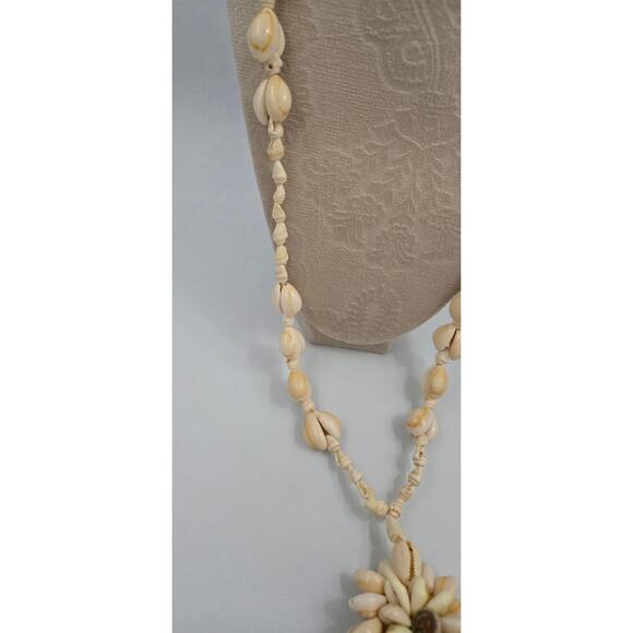 Bohemian Beach Style Cowrie Shell Necklace with Charm - Picture 3 of 10